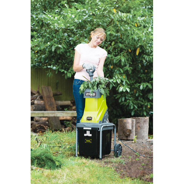 Садовый измельчитель Ryobi RSH2545B