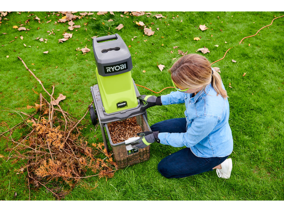 Садовый измельчитель Ryobi RSH2545B