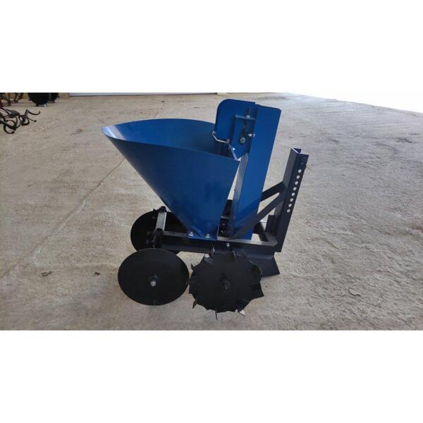 Картофелесажалка для мотоблока