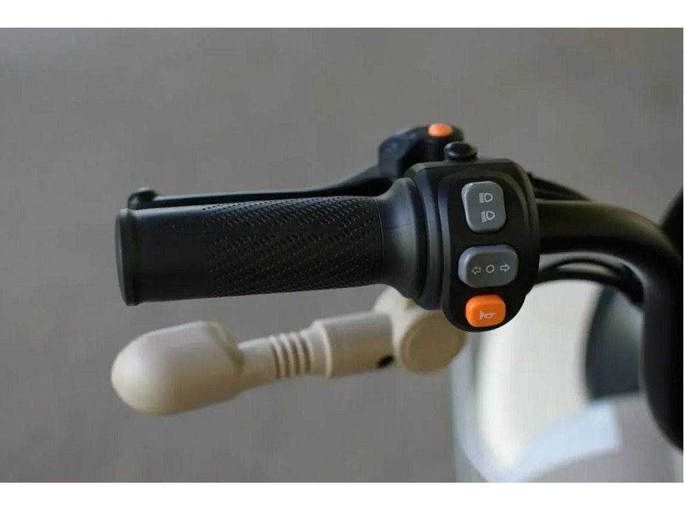 Электротрицикл пассажирский AVM City 650