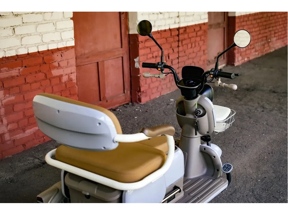 Электротрицикл пассажирский AVM City 650