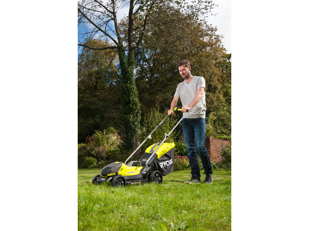 Газонокосилка RYOBI RLM18X33B40 система ONE +
