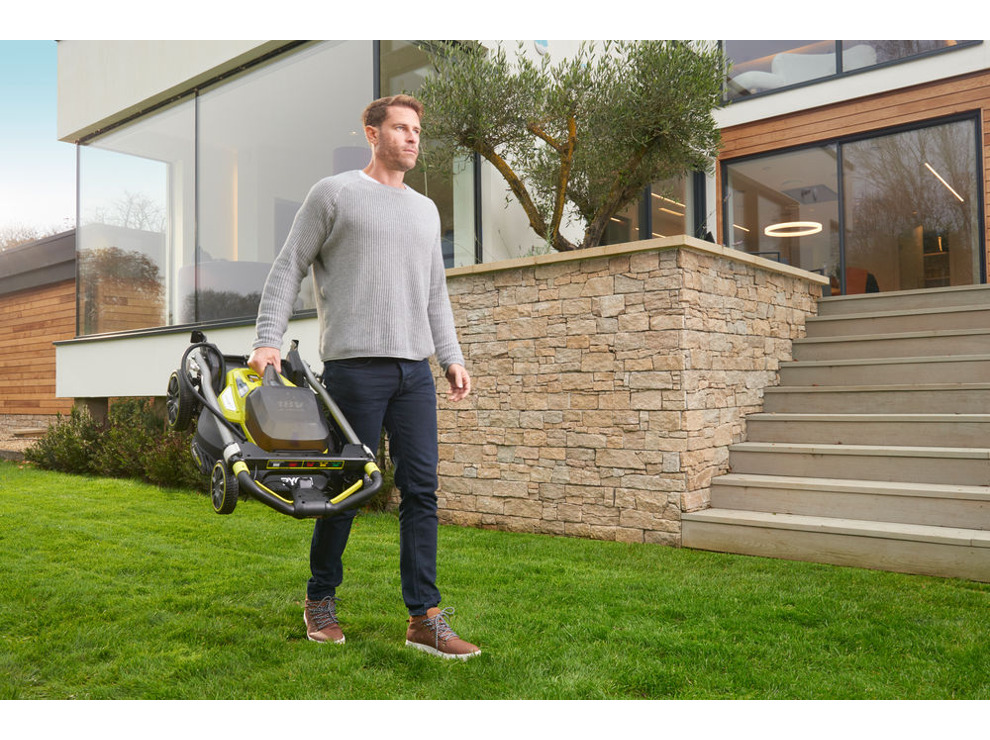 Газонокосилка RYOBI RY18LMX40A-0 (без батареи) система ONE +