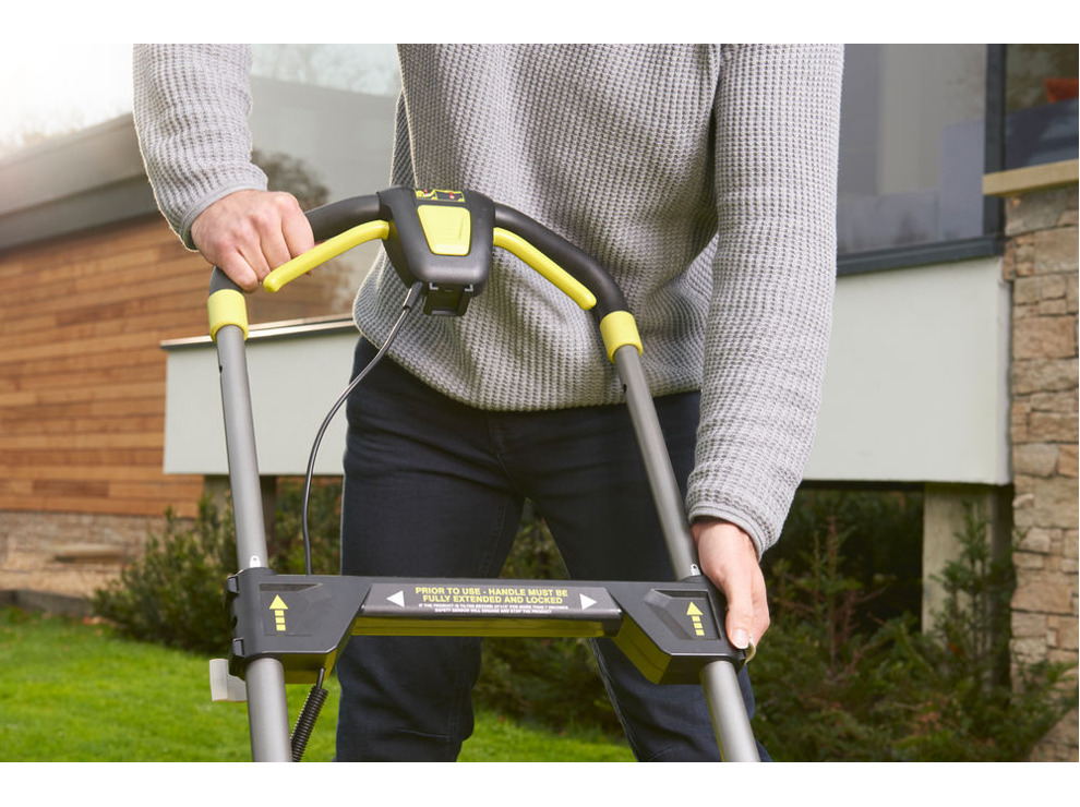 Газонокосилка RYOBI RY18LMX40A-0 (без батареи) система ONE +