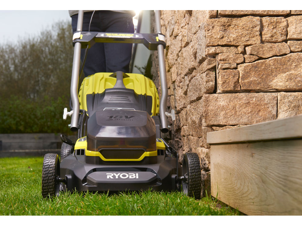 Газонокосилка RYOBI RY18LMX40A-0 (без батареи) система ONE +