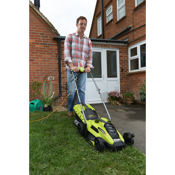 Газонокосилка Ryobi RLM13E33S