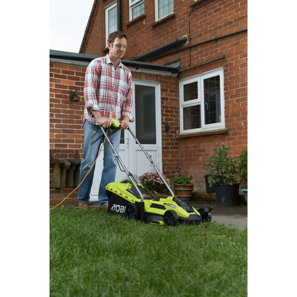 Газонокосилка Ryobi RLM13E33S