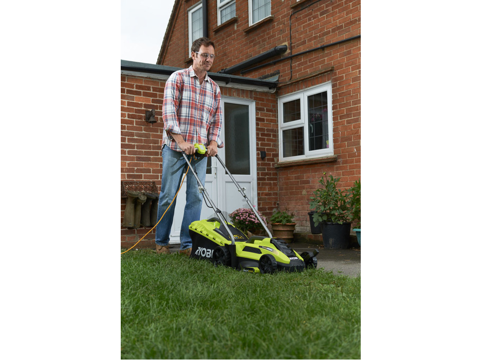 Газонокосилка электрическая RYOBI RLM13E33S