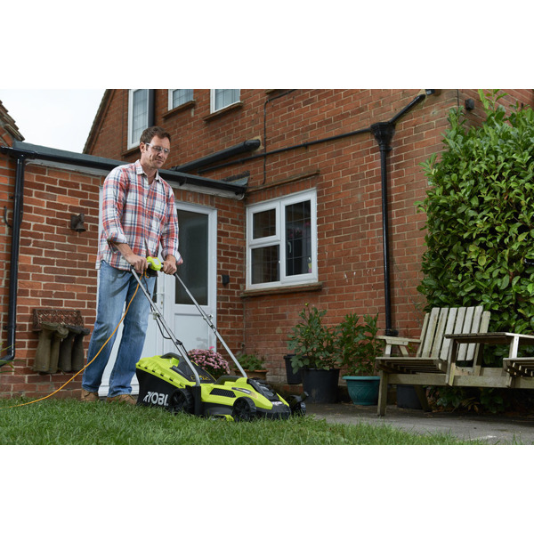 Газонокосилка Ryobi RLM13E33S