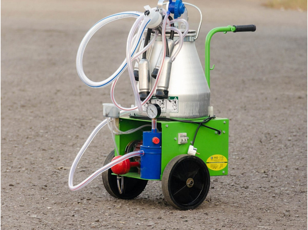 Аппарат доильный для коров АИД-2 (масляного типа - попарного доения)