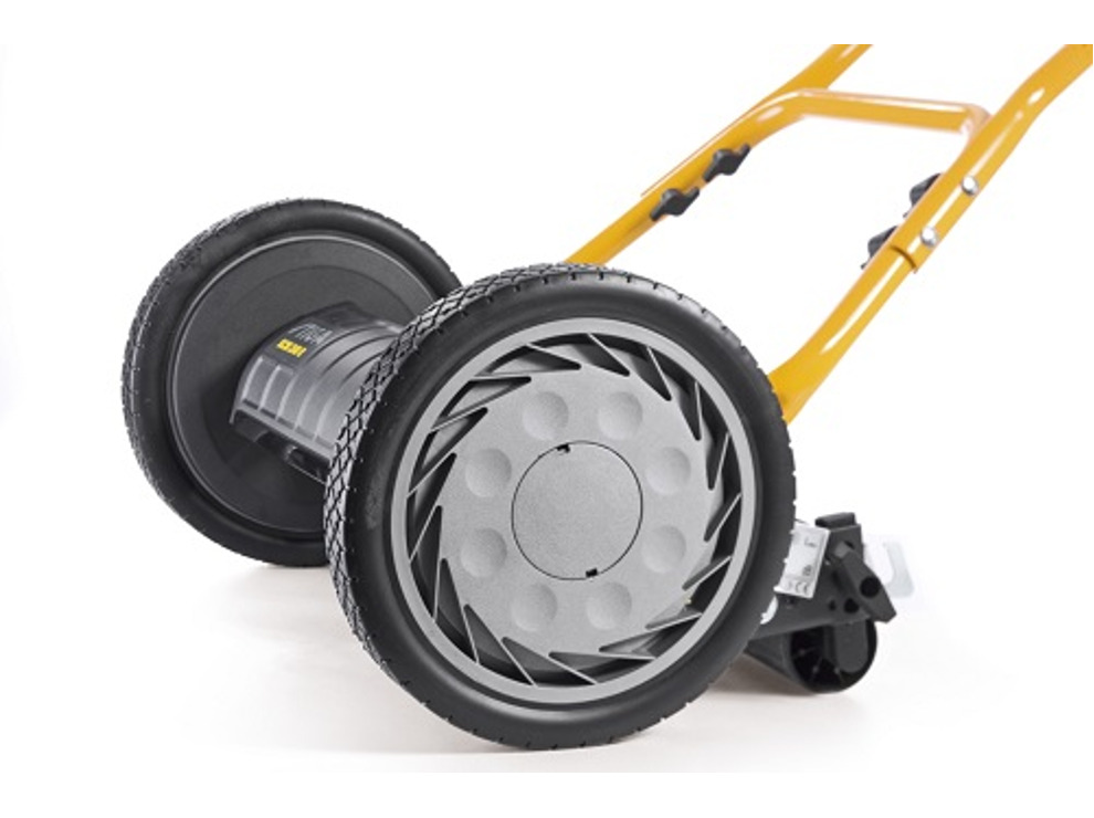 Газонокосилка механическая Stiga SCM 240 R 