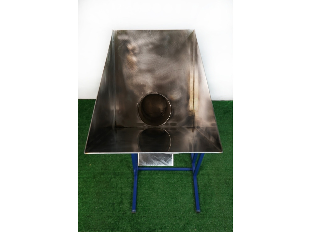 Измельчитель яблок, фруктов и овощей Кубанец-500Я, 800 кг/ч, нержавейка,  бункер 11л на подставке