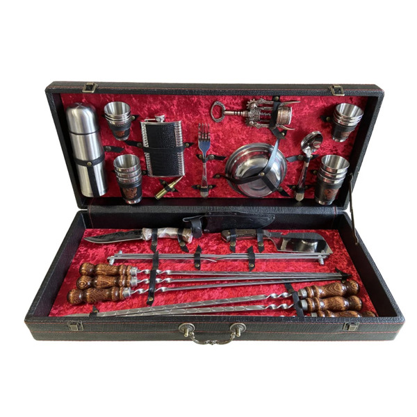 Набор для шашлыка в чемодане «Эксперт» люкс (44 предмета)