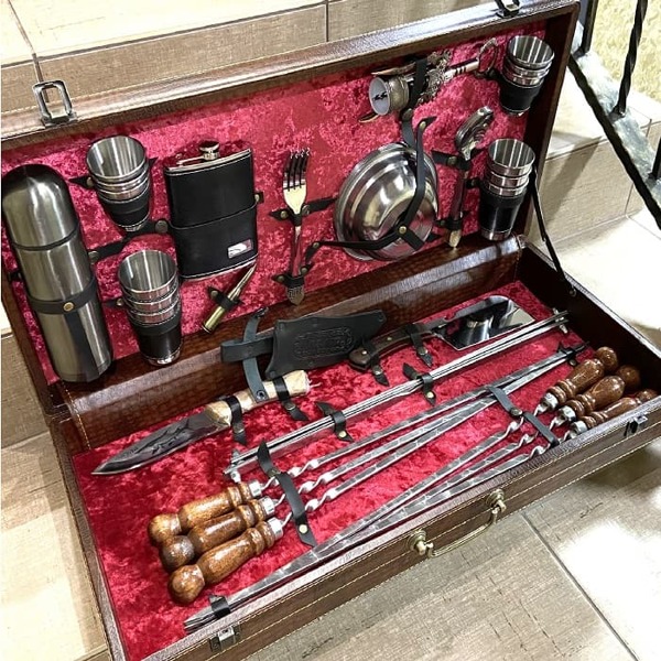 Набор для шашлыка в чемодане «Эксперт» люкс (44 предмета)
