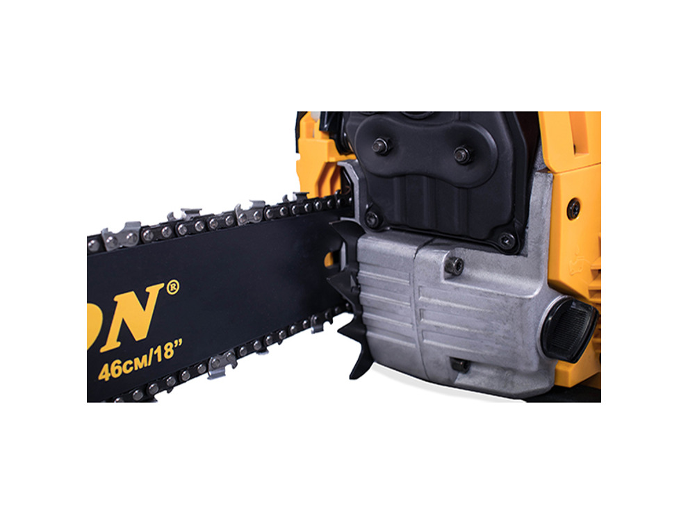 Бензиновая цепная пила Champion 251-18, 2,3 кВт., 18"/450 мм, 12500 об/мин, легкий старт