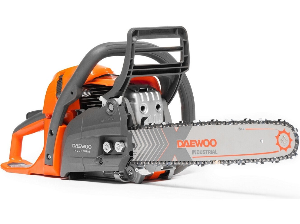 Бензопила Daewoo Power DACS 400