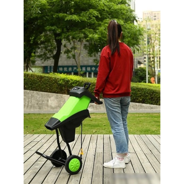 Садовый измельчитель Deko DKSH2800