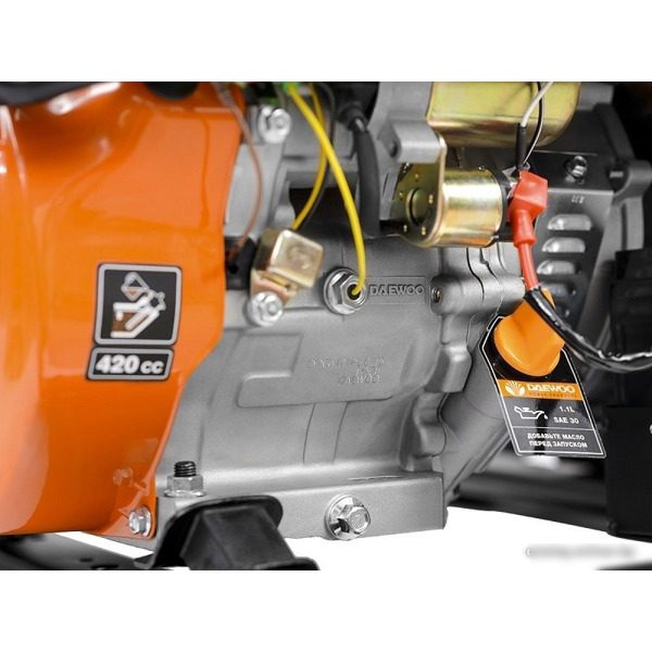 Бензиновый генератор Daewoo Power GDA 7500E