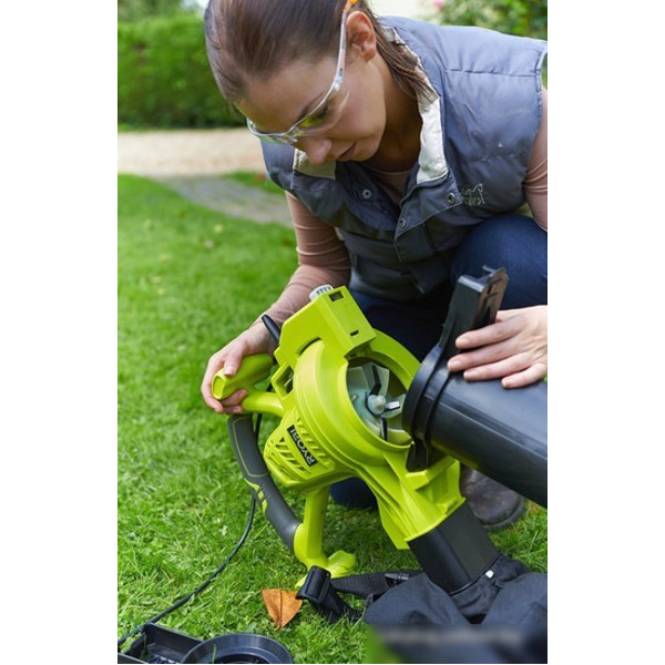 Ручная воздуходувка Ryobi RBV3000CSV