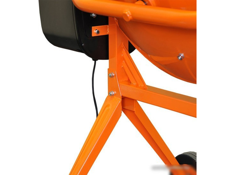 Бетономешалка Skiper CM-200