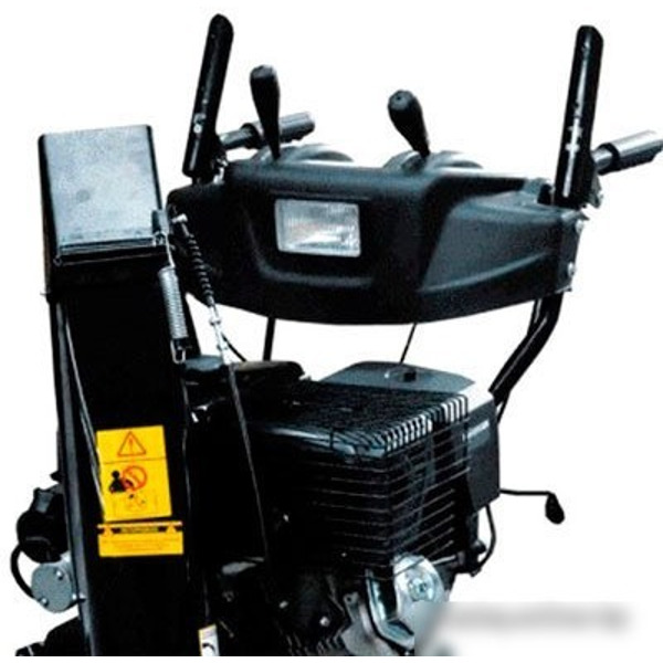 Снегоуборщик Champion ST1170E