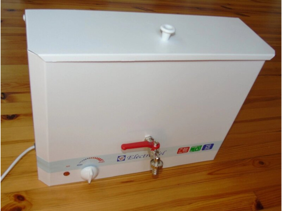 Бак с подогревом ElectroVel белый 20 л 