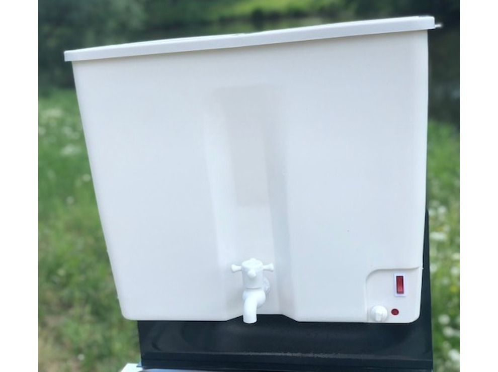 Умывальник для дачи "Петромаш" (металл) с подогревом 22л