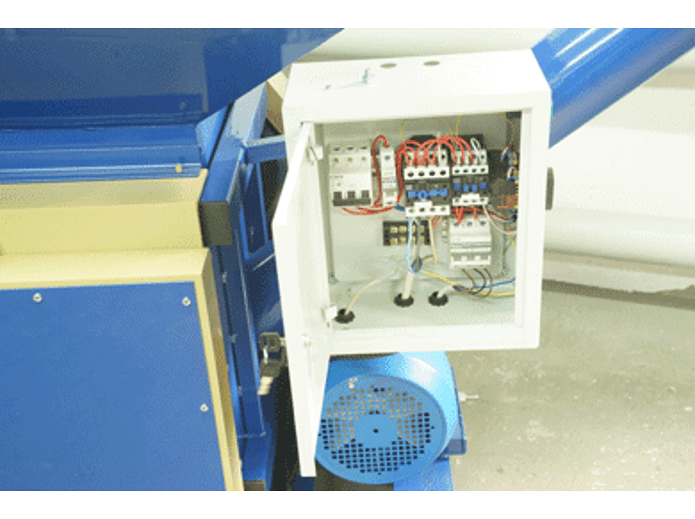 Дробилка вальцовая для зерна ДВ-300, Двигатель 7,5 кВт