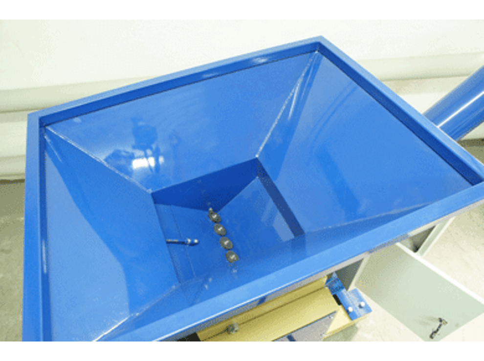 Дробилка вальцовая для зерна ДВ-300, Двигатель 7,5 кВт