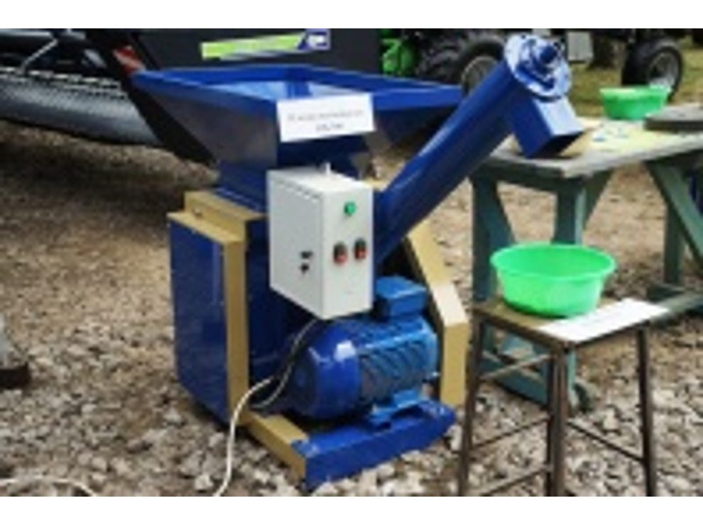 Плющилка вальцовая для зерна ПВ-300, Двигатель 7,5 кВт