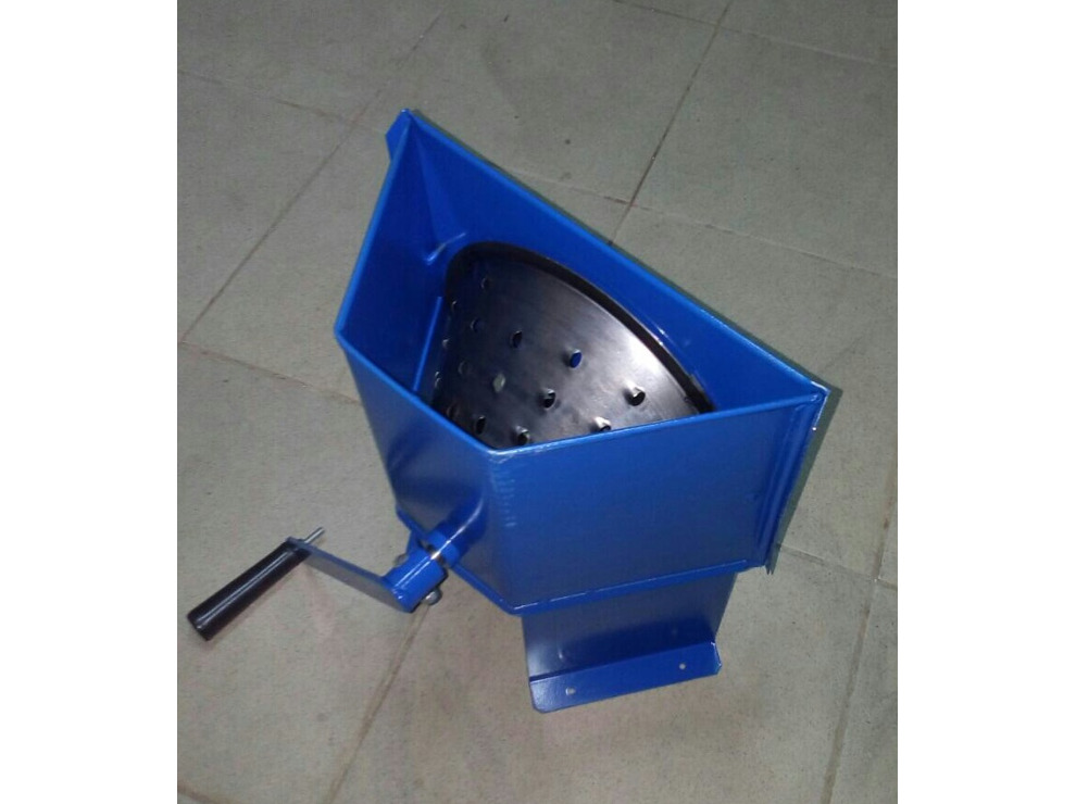 Тёрка механическая ТМ-1 (ручная корморезка)