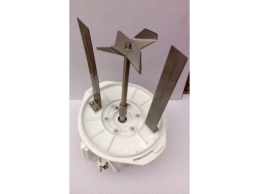 Маслобойка электрическая СОАТЭ МЭ12/200