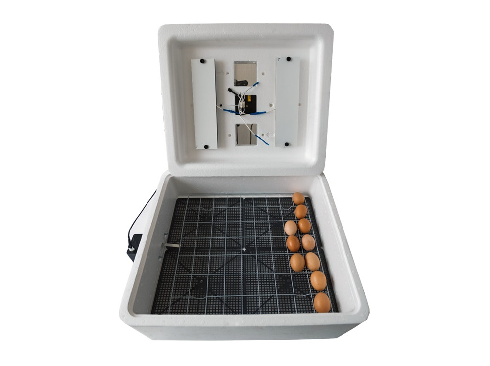 Инкубатор Несушка на 63 яйца арт. 38Г (автомат, гигрометр, цифр. табло) 