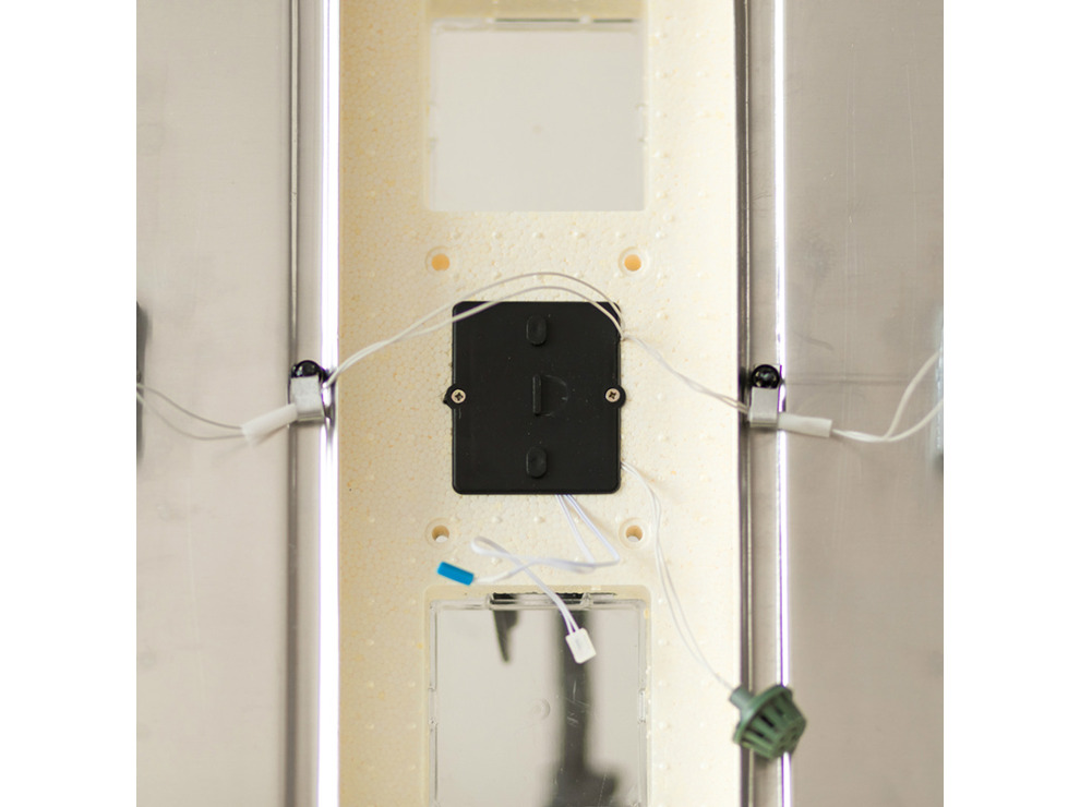 Инкубатор Золушка -2020 на 70 яиц (ручной, ЖК терморегулятор, гигрометр) Без а/поворота