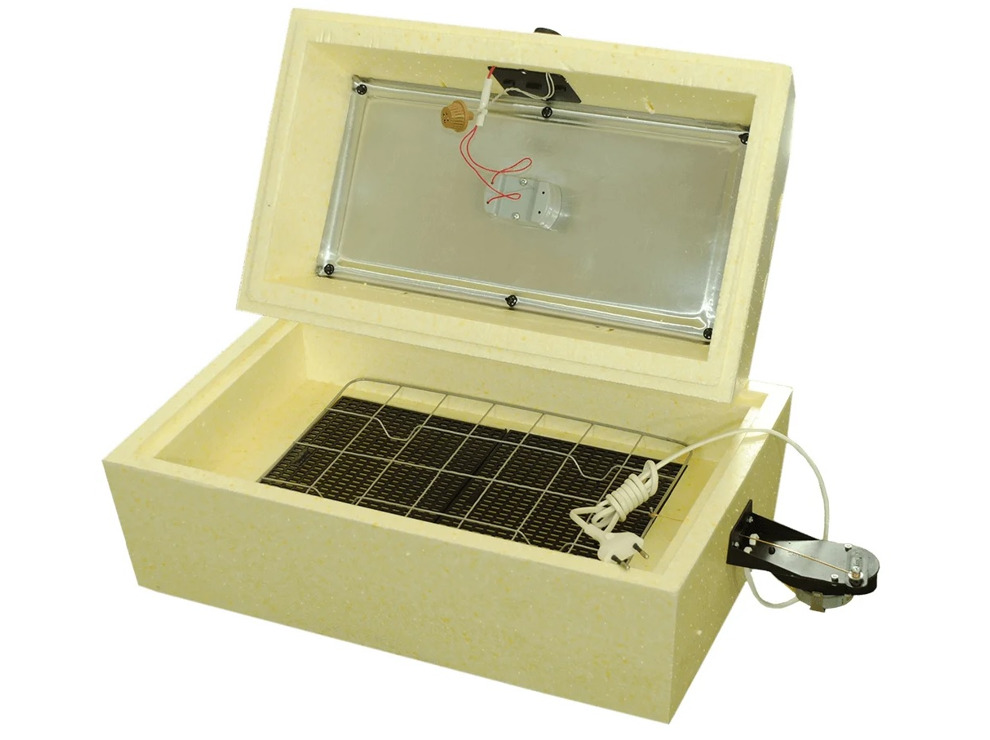 Инкубатор Золушка -2020 на 28 яиц (автомат, ЖК терморегулятор, гигрометр) Новинка!